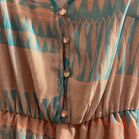 Dress - Picture 3 of 4